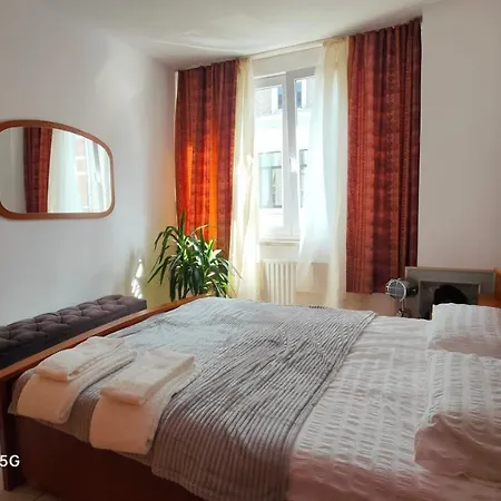 Compact Cozy Place Good For 3 Person! Appartement Anvers